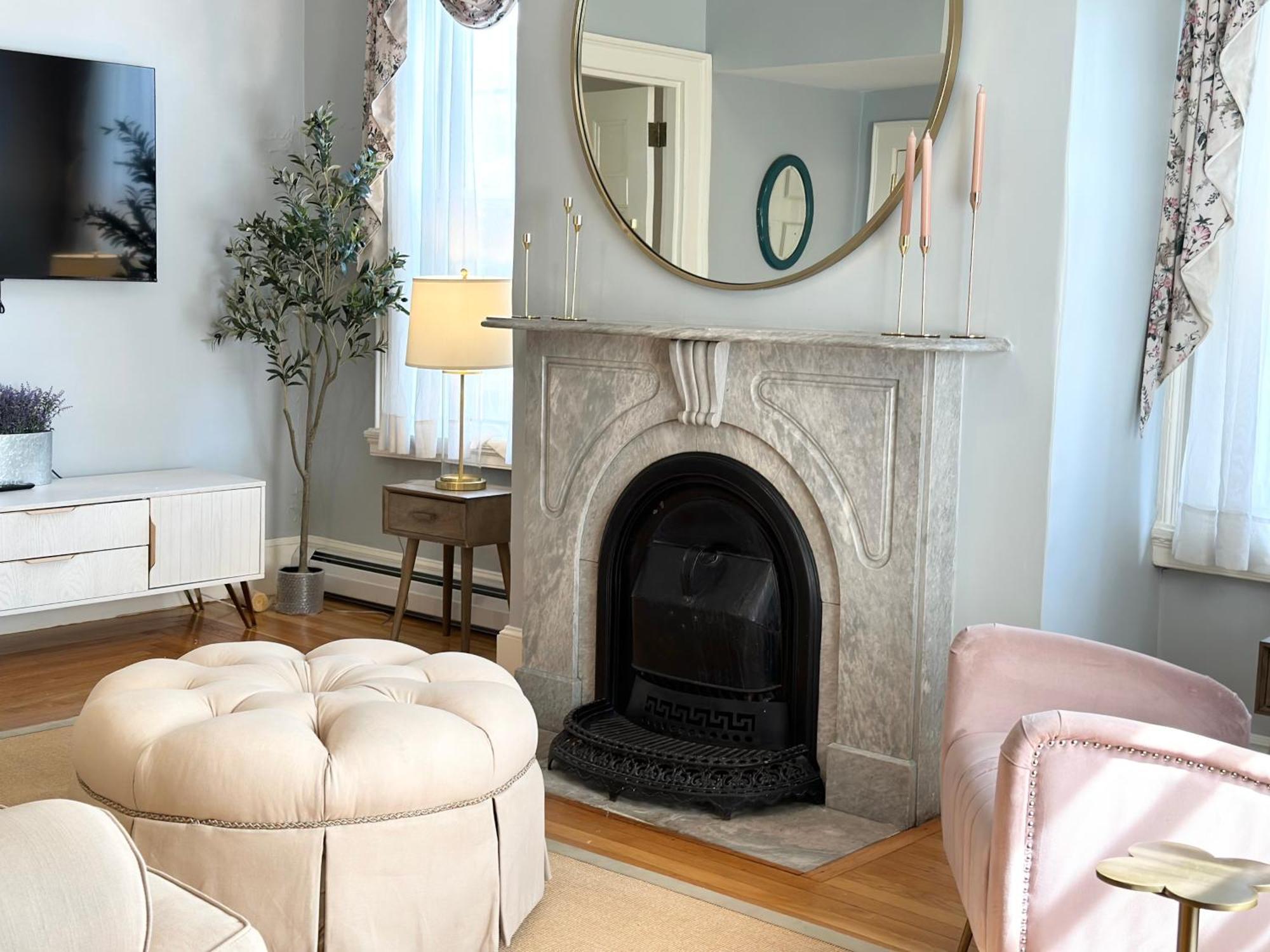The Underwood-Hale House Hotel Providence Bagian luar foto